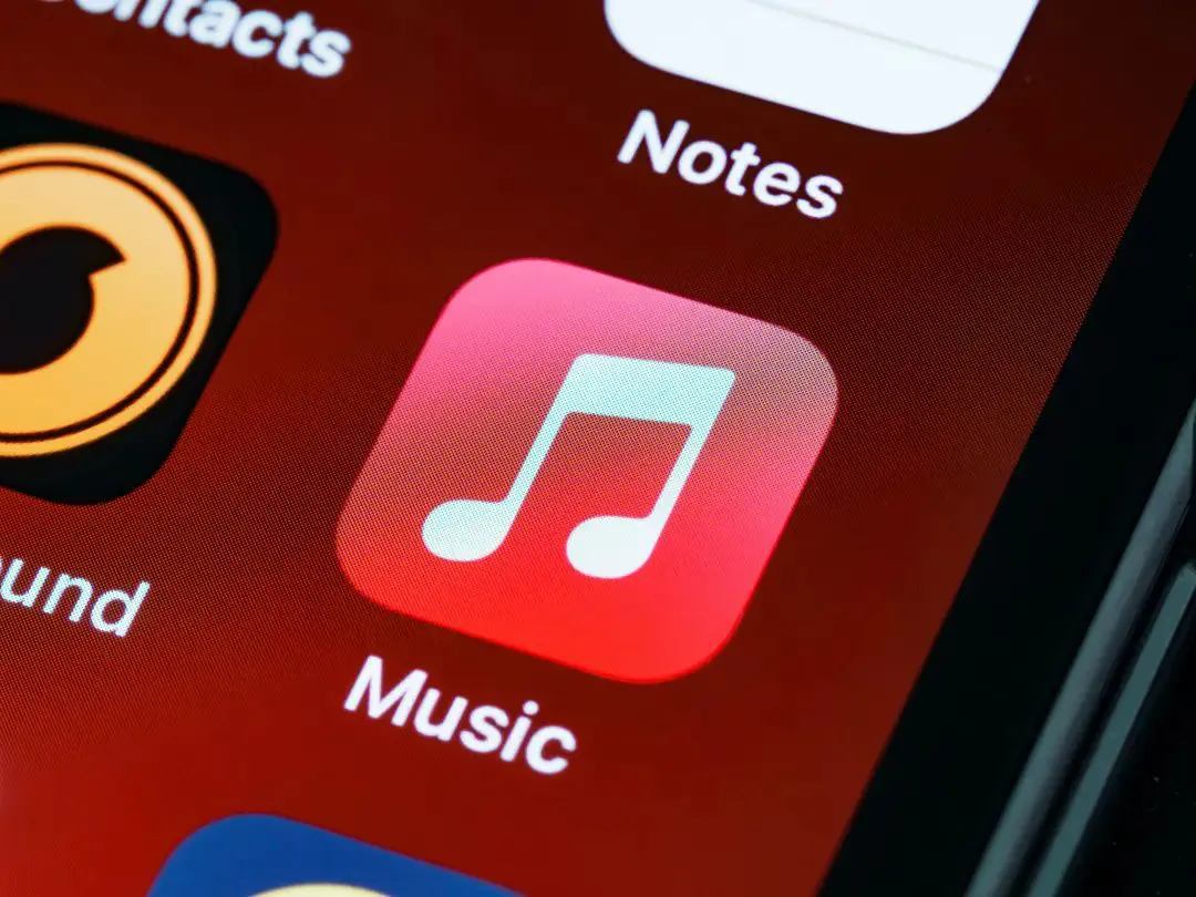 苹果手机自带的音乐软件好用吗?为什么很少人使用