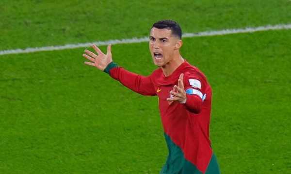 C罗破门连续五届世界杯进球创造纪录:葡萄牙3-2加纳