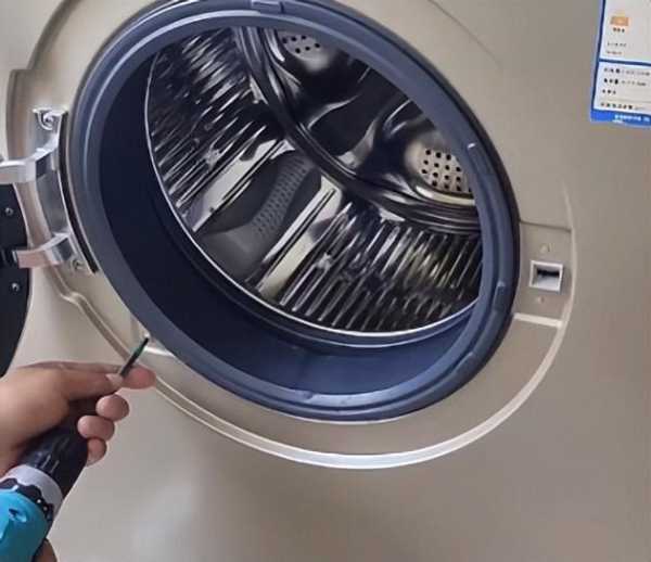 洗衣机的皮圈脏了怎么清洗?滚筒洗衣机胶圈更换