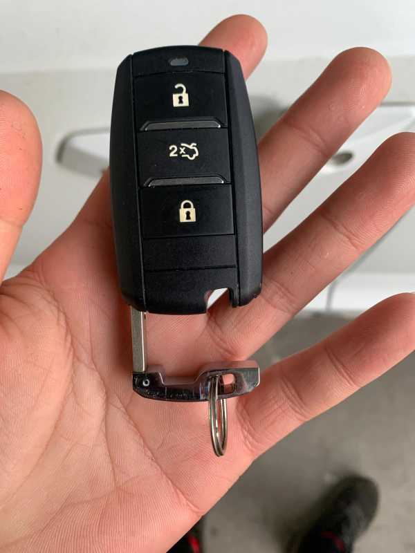长安车机械钥匙怎么用?长安汽车钥匙功能介绍