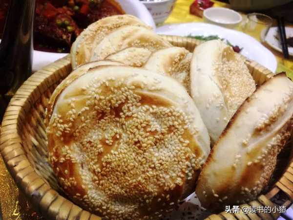 水浒传武大郎炊饼是馒头还是烧饼?是什么样的