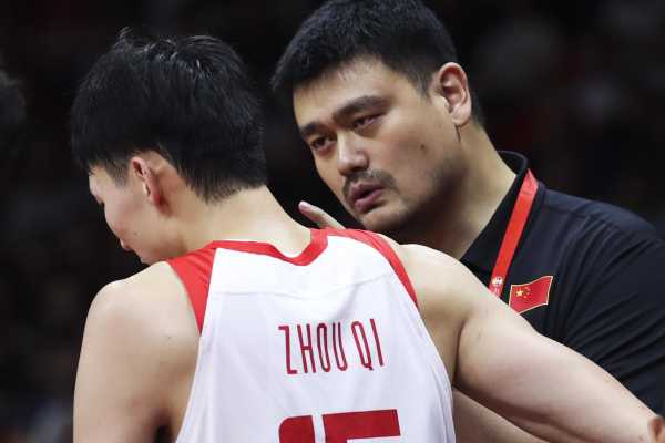 中国男篮12人最新名单!哈萨克斯坦男篮实力