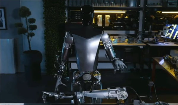 特斯拉机器人真的假的?人形机器人上市时间