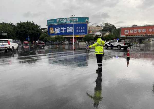 广西迎来特大暴雨!2023桂林强降雨出现内涝