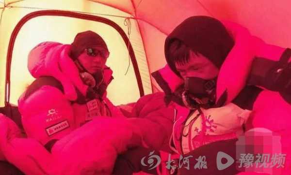 律师建议珠峰救人者起诉被救女子