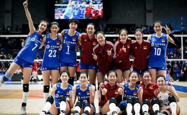 中国女排抵达香港备战世界女排联赛