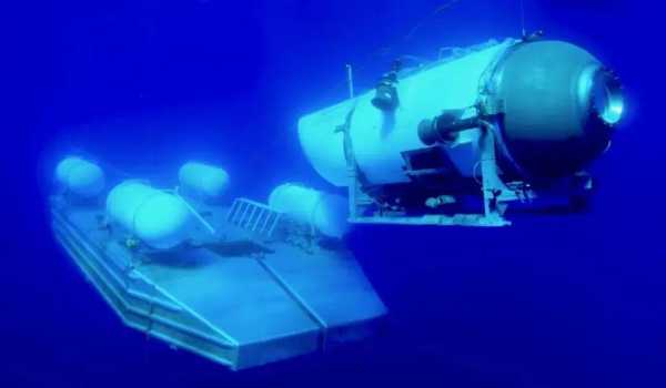 工程师:失踪潜艇可能会发生坍塌