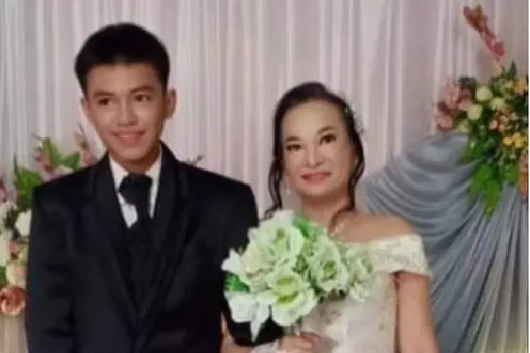 印尼41岁富婆与闺蜜16岁儿子结婚