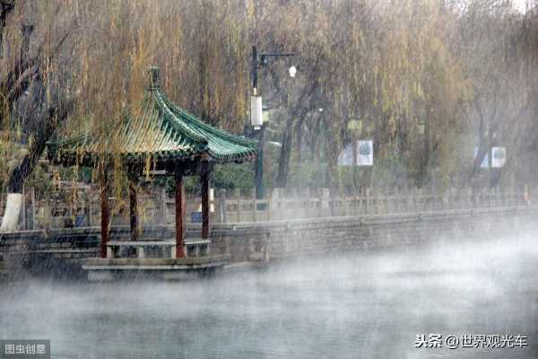 大明湖畔是杭州西湖吗?夏雨荷的大明湖畔在哪