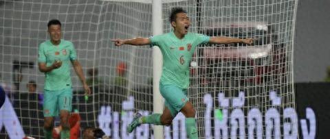 国足2-1逆转泰国 世预赛开门红